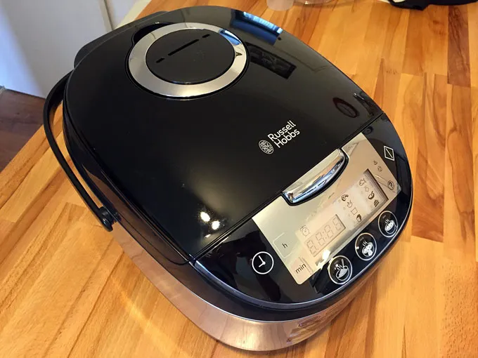 Russell-Hobbs-Multicooker-Ready-for-Action