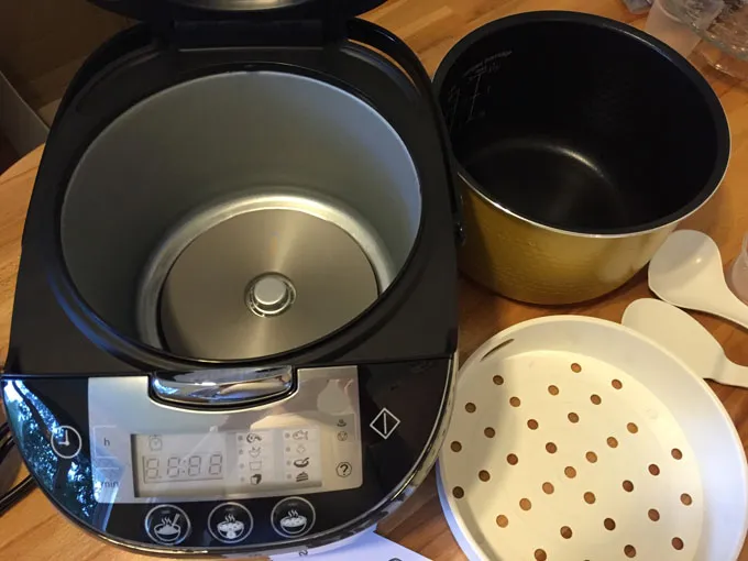 Russell-Hobbs-Multicooker-Unboxed