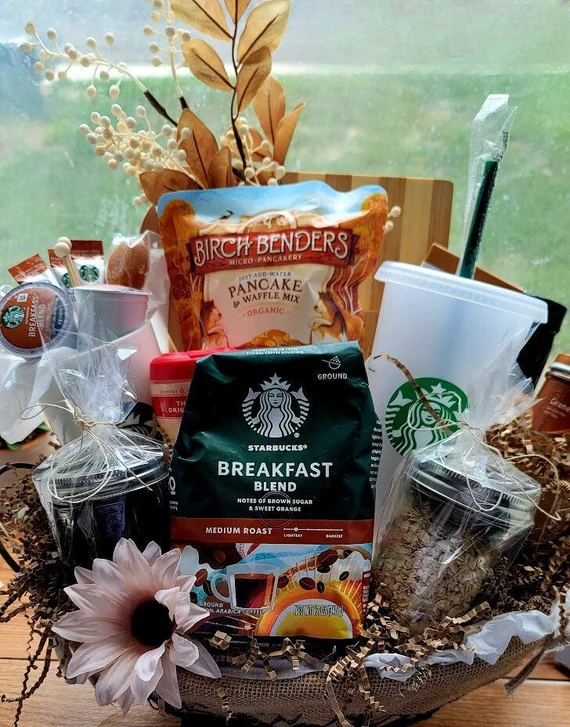 breakfast lover basket with decorations