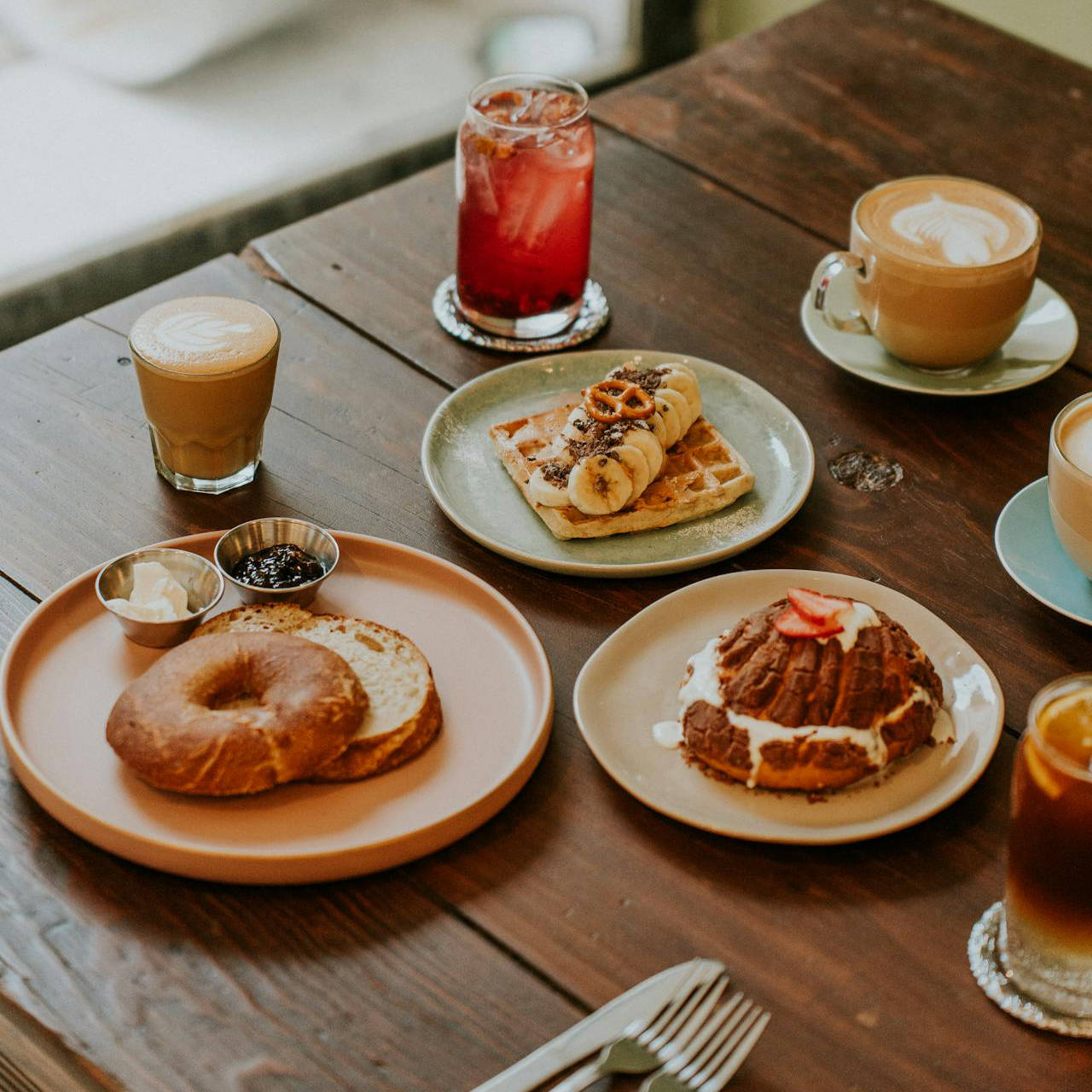 How to Pair Coffee with Food: Finding the Perfect Match for Breakfast, Dessert and More